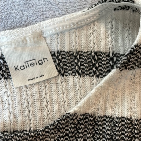 Kaileigh Ribbed Striped Sweater Tank Top - Picture 4 of 7